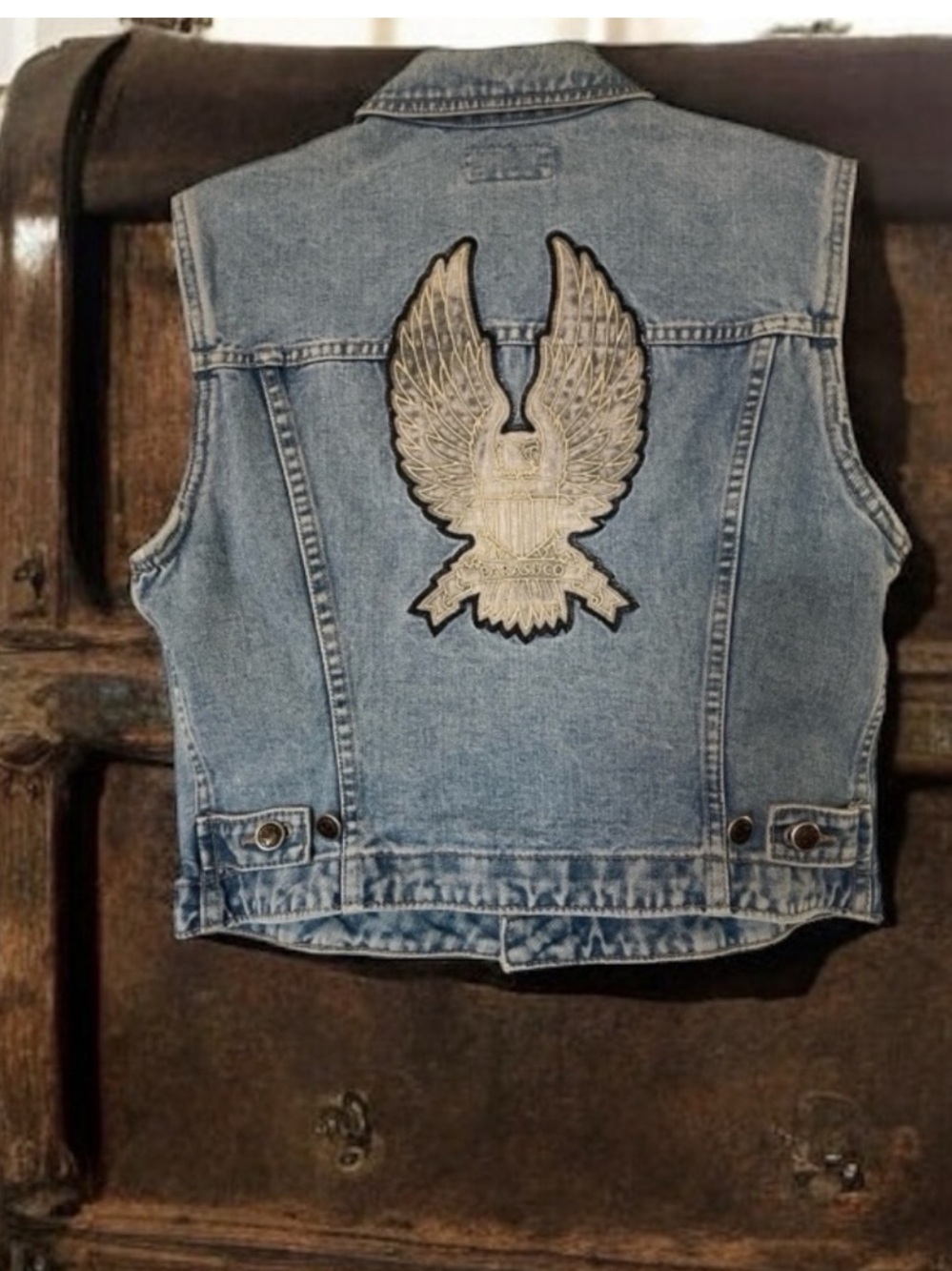 Vtg. Parasuco Denim Vest ~ Eagle Embroidery Light Wash Denim   size Large - Picture 3 of 11